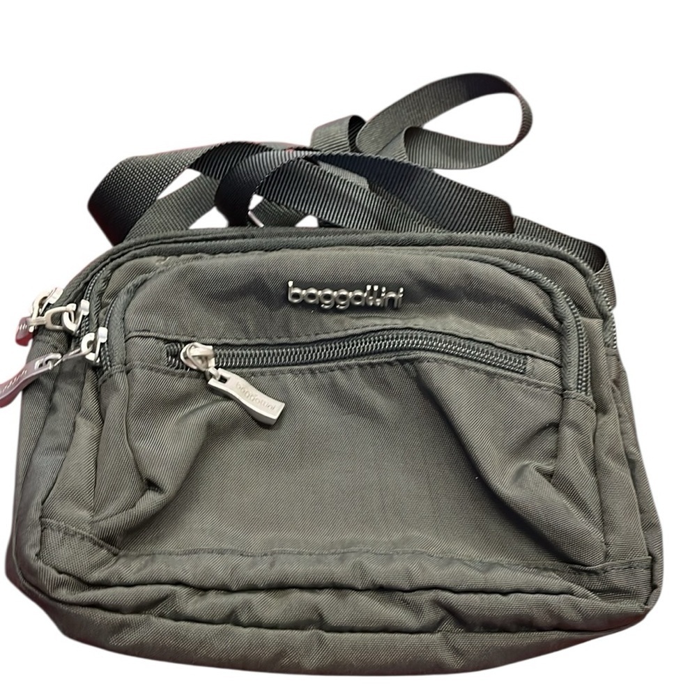 Baggallini Black Belt Bag/crossbody